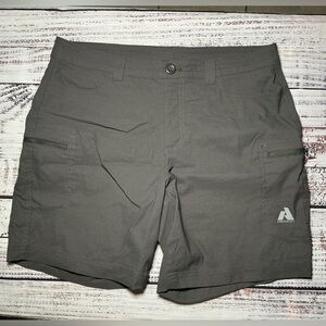 Eddie Bauer First Ascent Guide Pro shorts in grey. Size T10
